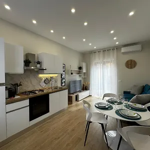  Appartamento Regina Milano In Rho Fiera - Indipendente E Parcheggio Gratuito